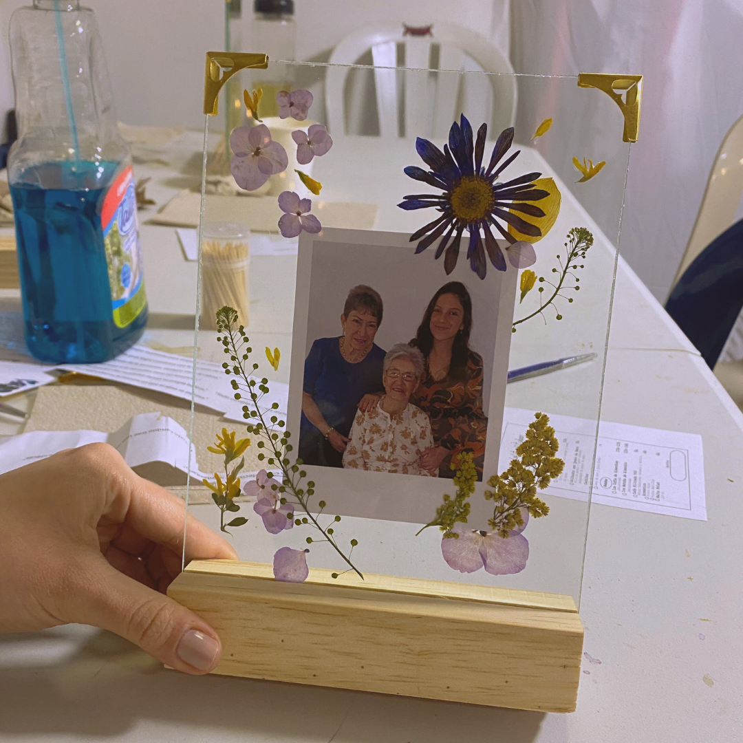 ✨ Composición en Vidrios Florales